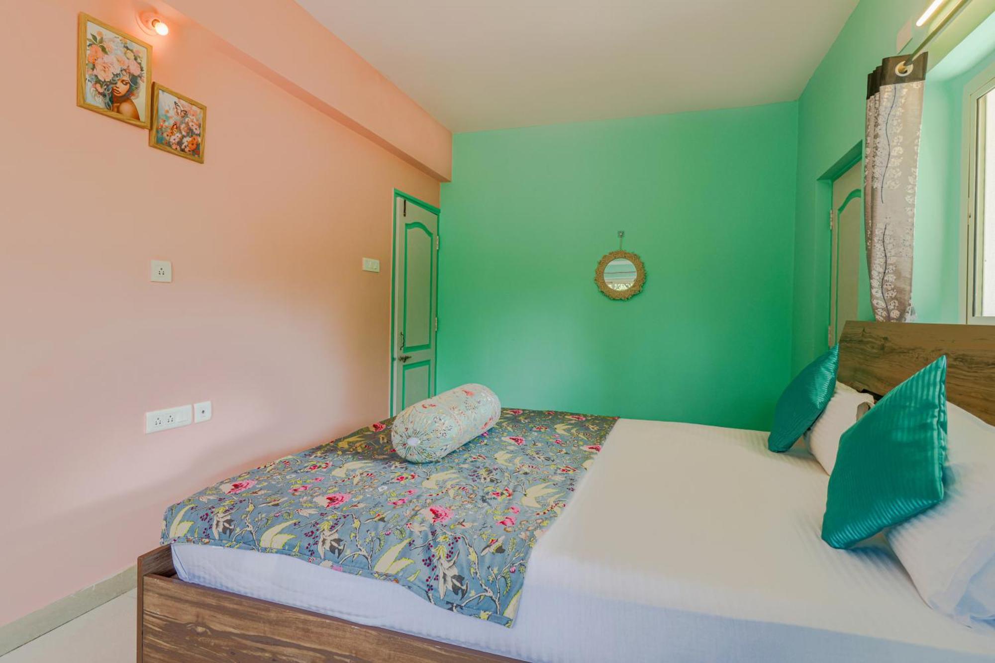 4Bhk Sparkling Apartment Near Beach Pool & Bar 2Bhkx2 Vagator Szoba fotó